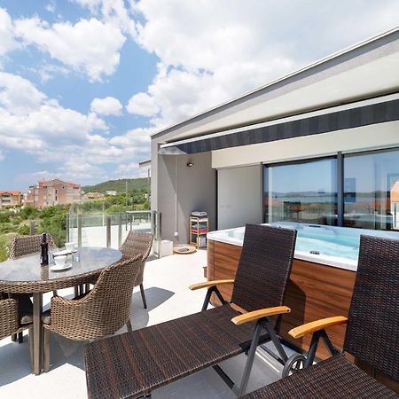 Villa Aliara Jacuzzi Apartment Водице Экстерьер фото