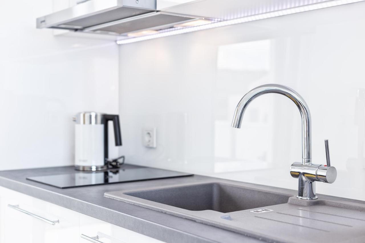 Villa Aliara Jacuzzi Apartment Водице Экстерьер фото